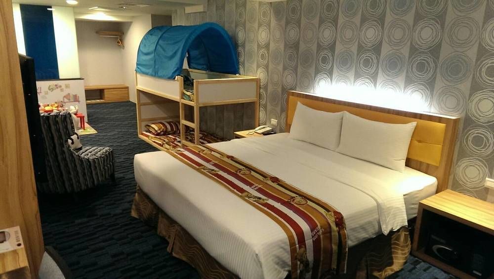 Bamboo Hotel Гаосюн Экстерьер фото