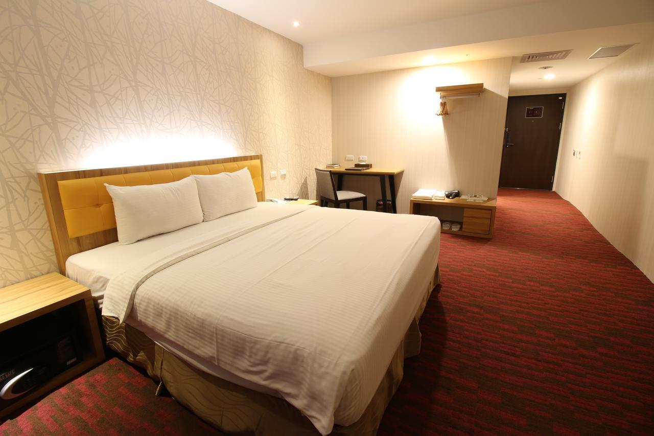 Bamboo Hotel Гаосюн Экстерьер фото