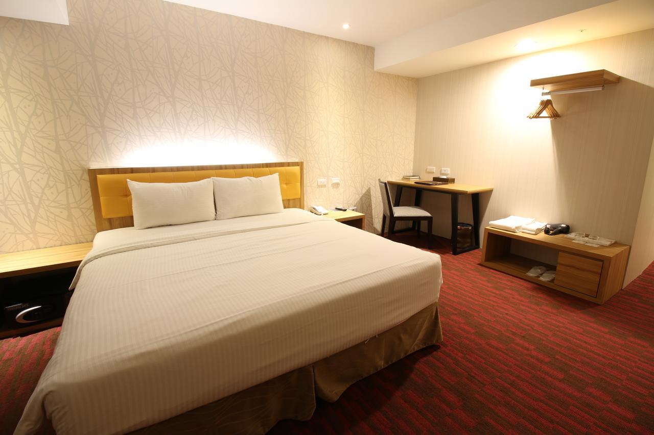 Bamboo Hotel Гаосюн Экстерьер фото