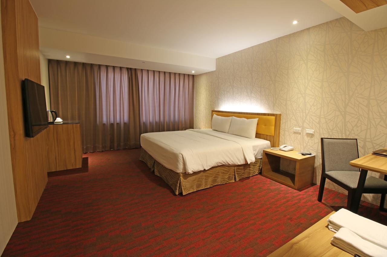 Bamboo Hotel Гаосюн Экстерьер фото