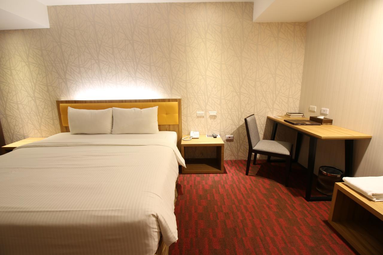Bamboo Hotel Гаосюн Экстерьер фото
